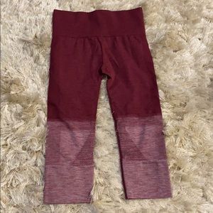 Lululemon Seamlessly Street Maroon Crop Leggings